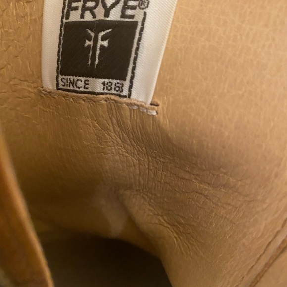 Frye Tan Boots Size 10 - Picture 3 of 4
